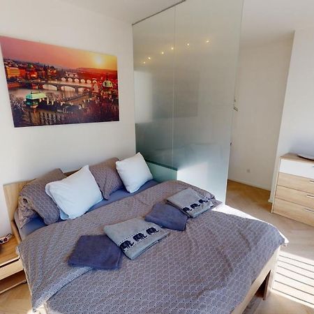 Onsite Free Garage Parking, 10Min Centre By Bus Apartment Praga Exterior foto
