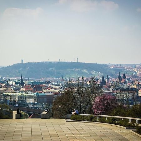 Onsite Free Garage Parking, 10Min Centre By Bus Apartment Praga Exterior foto